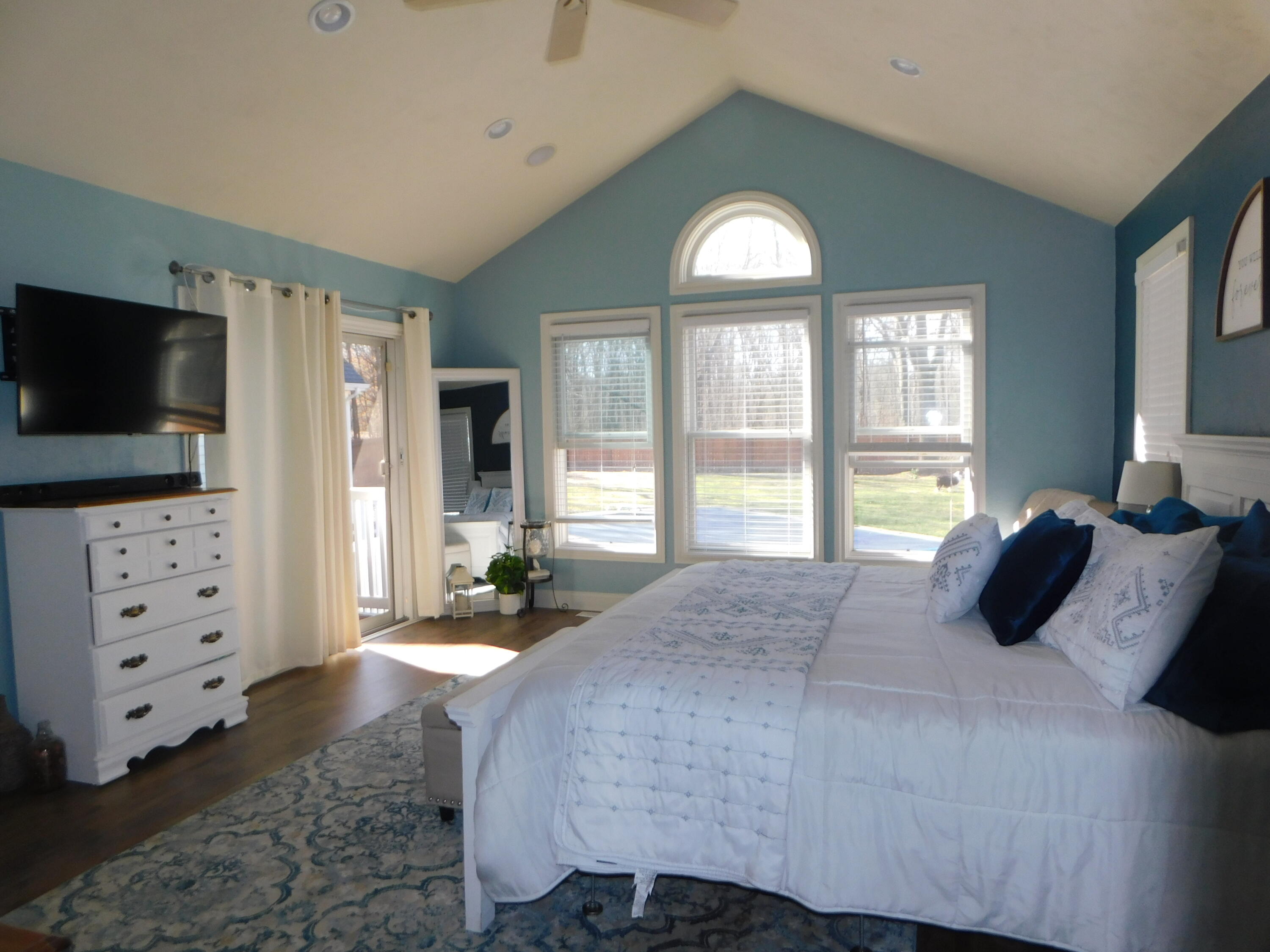 32687 Robin Road Paw Paw, MI 49079 - Photo 10 of 41 Deck Access