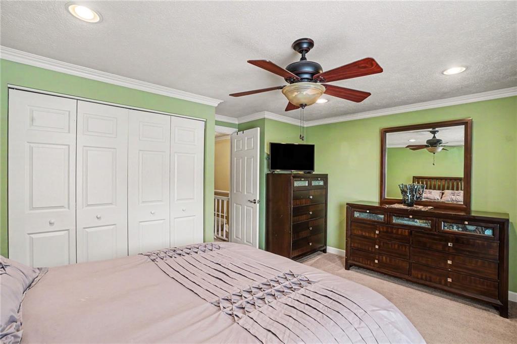 5495 Library Road, Unit 10 Bethel Park, PA 15102 - Photo 18 of 28