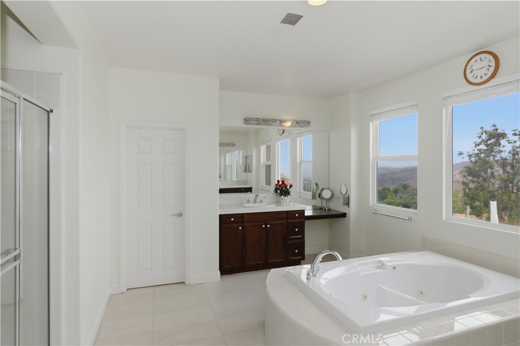15979 Skyridge Drive Riverside, CA 92503 - Photo 36 of 59