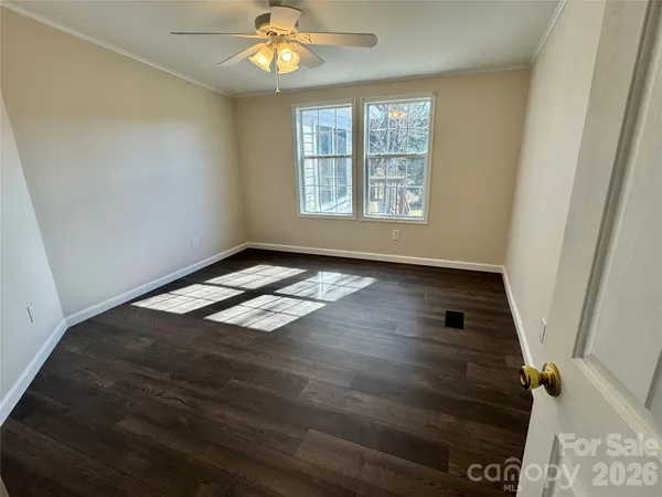 $299,900 | 436 Riverwind Drive, Hendersonville, NC 28739