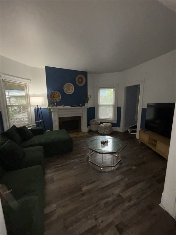 104 Alden Street Springfield, MA 01109 - Photo 13 of 18