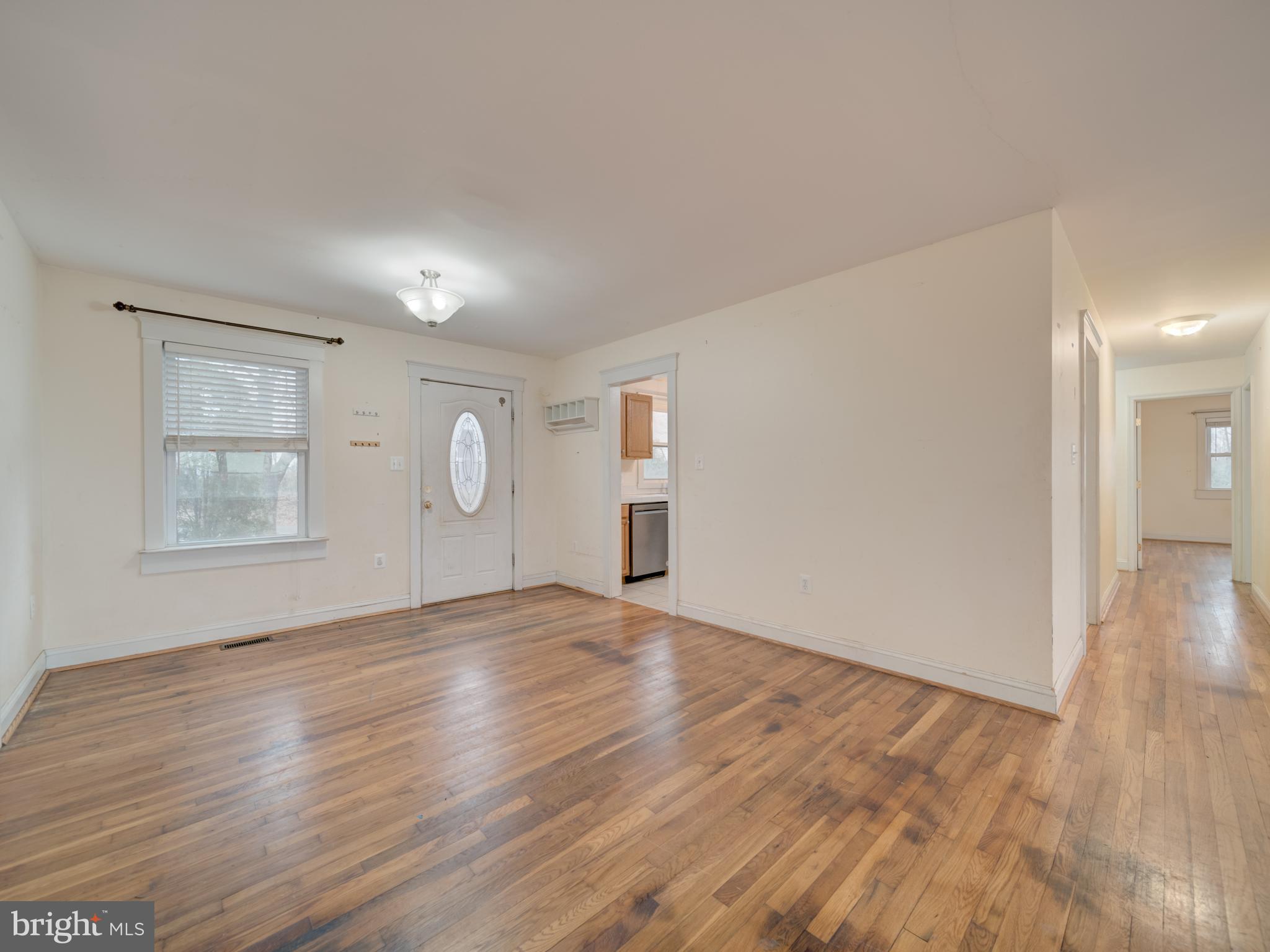 9105 Old Culpeper Road Warrenton, VA 20186 - Photo 5 of 44