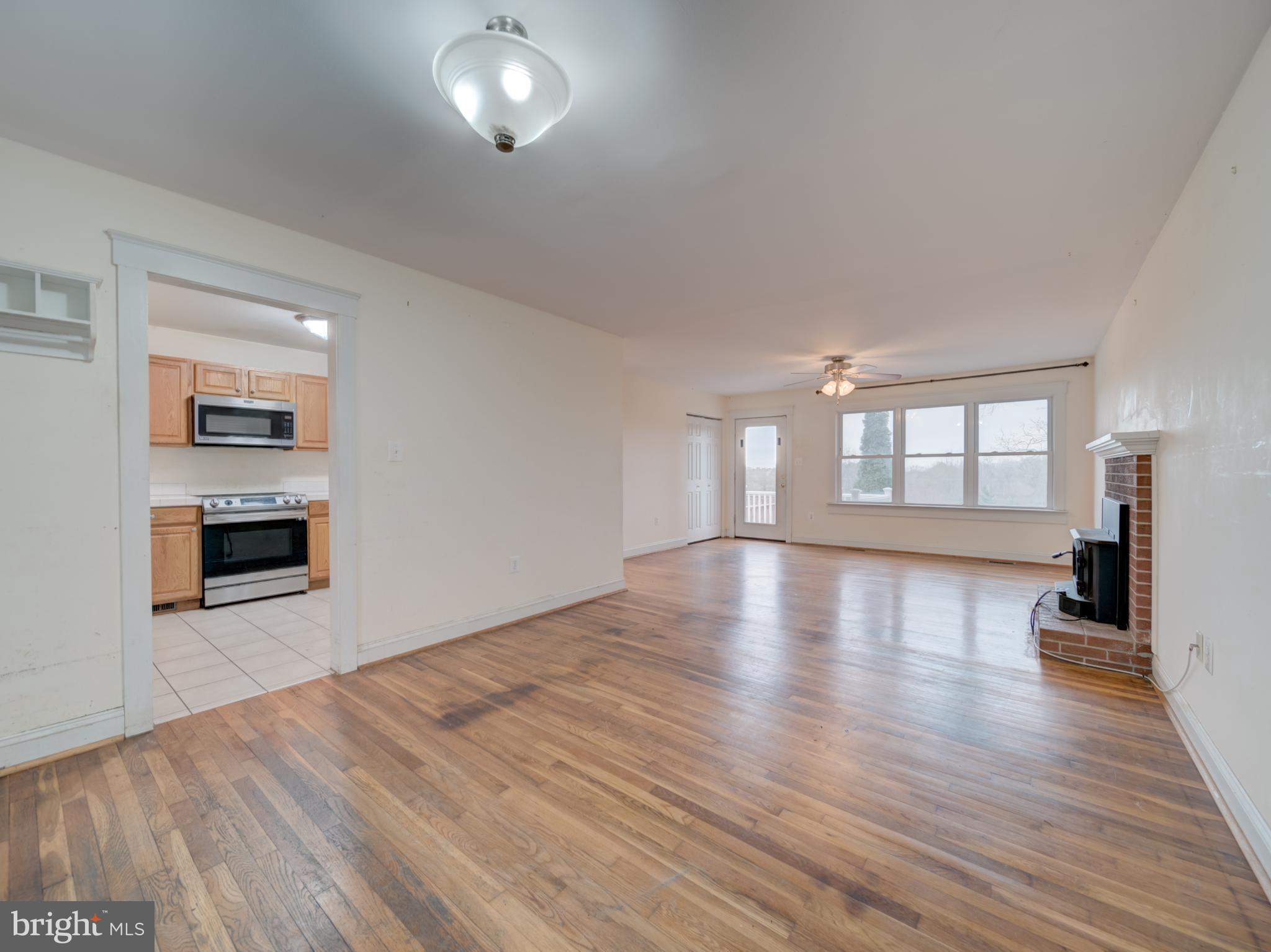 9105 Old Culpeper Road Warrenton, VA 20186 - Photo 6 of 44