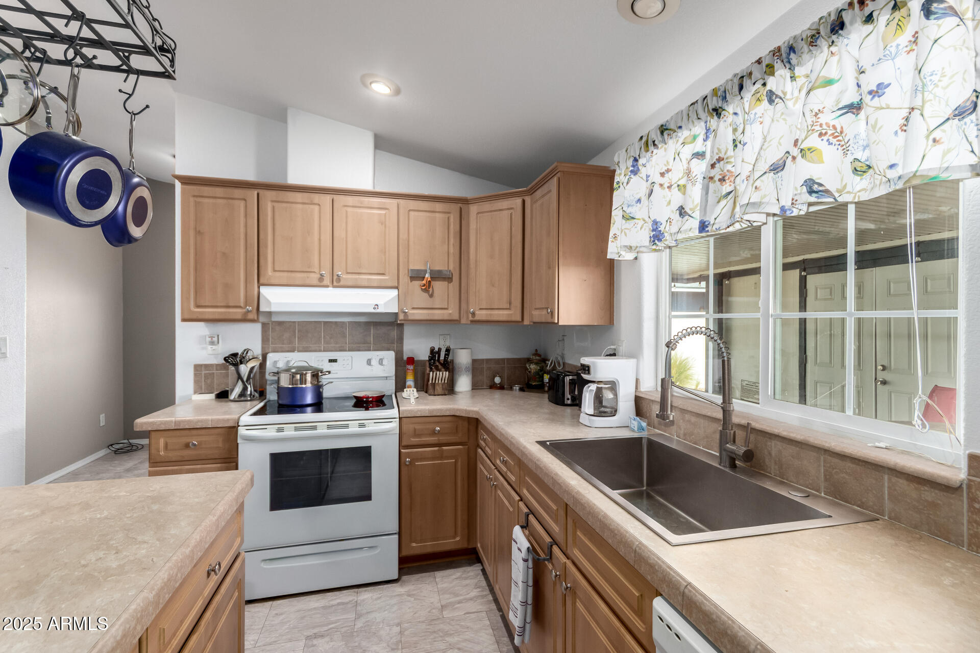 201 South Greenfield Road, Unit 166 Mesa, AZ 85206 - Photo 7 of 30 13 Greenfield