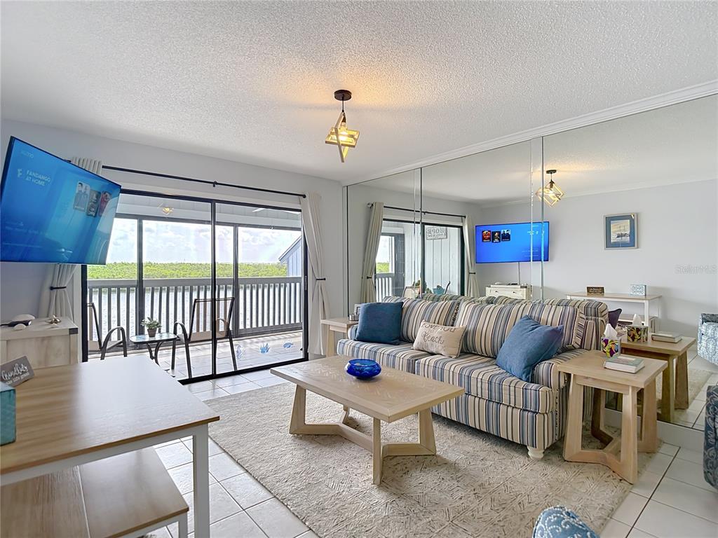 809 Bahia Del Sol Drive, Unit 72 Ruskin, FL 33570 - Photo 20 of 84