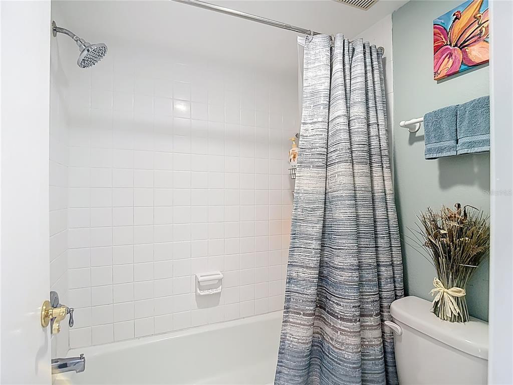 809 Bahia Del Sol Drive, Unit 72 Ruskin, FL 33570 - Photo 35 of 84