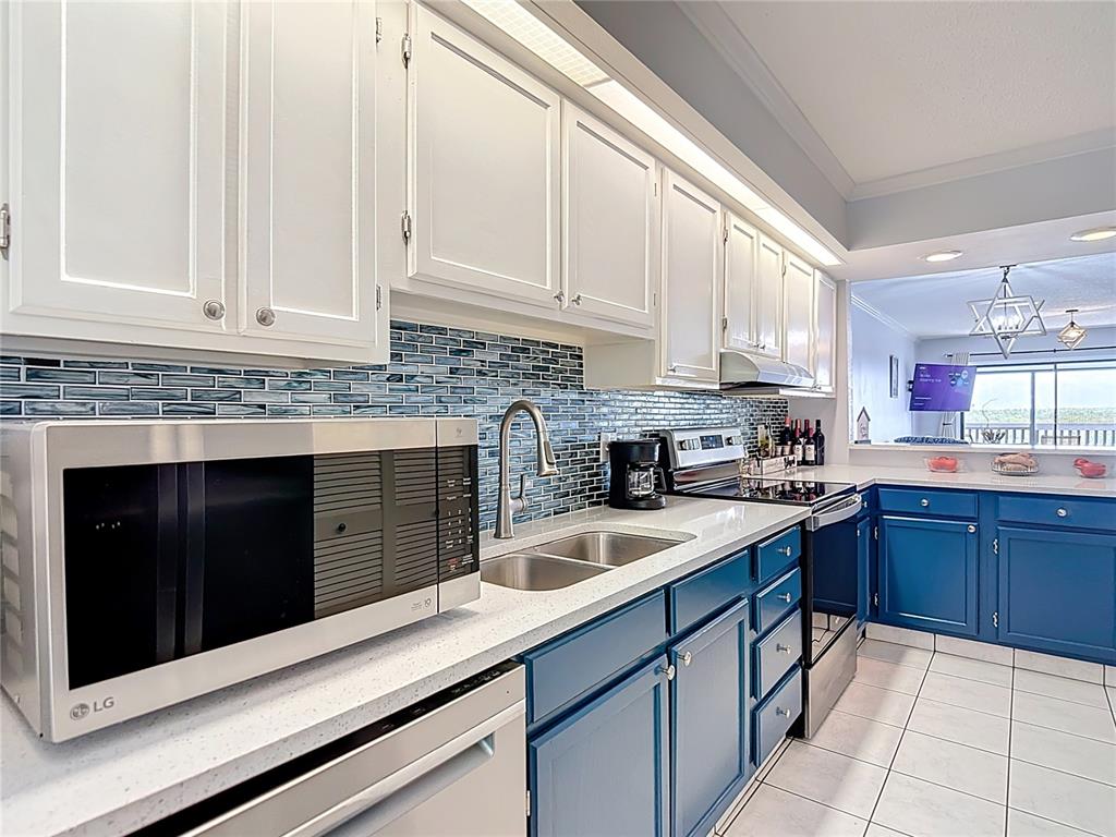 809 Bahia Del Sol Drive, Unit 72 Ruskin, FL 33570 - Photo 10 of 84