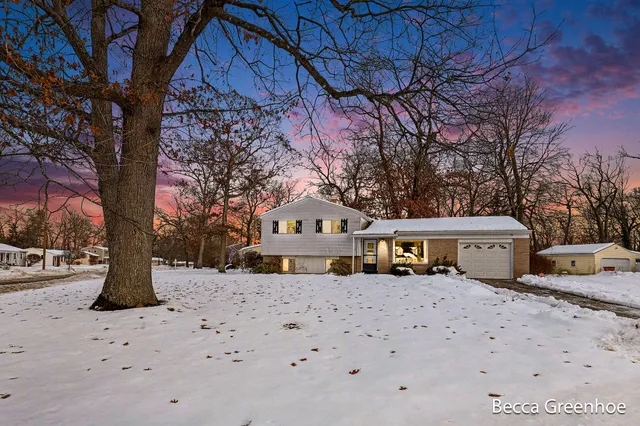 $287,500 | 4791 Westgate Avenue Northwest, Comstock Park, MI 49321