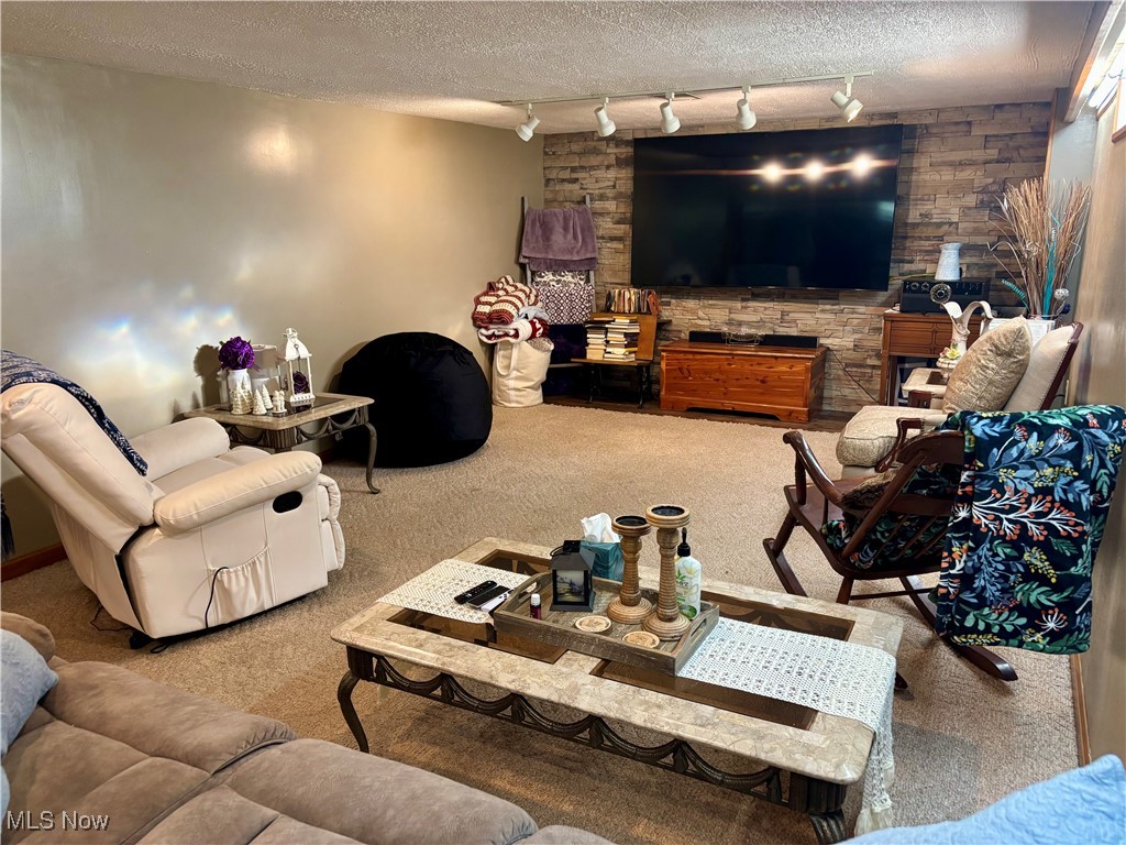 13637 Silver Road Cleveland, OH 44125 - Photo 27 of 40 Gallery Image 27