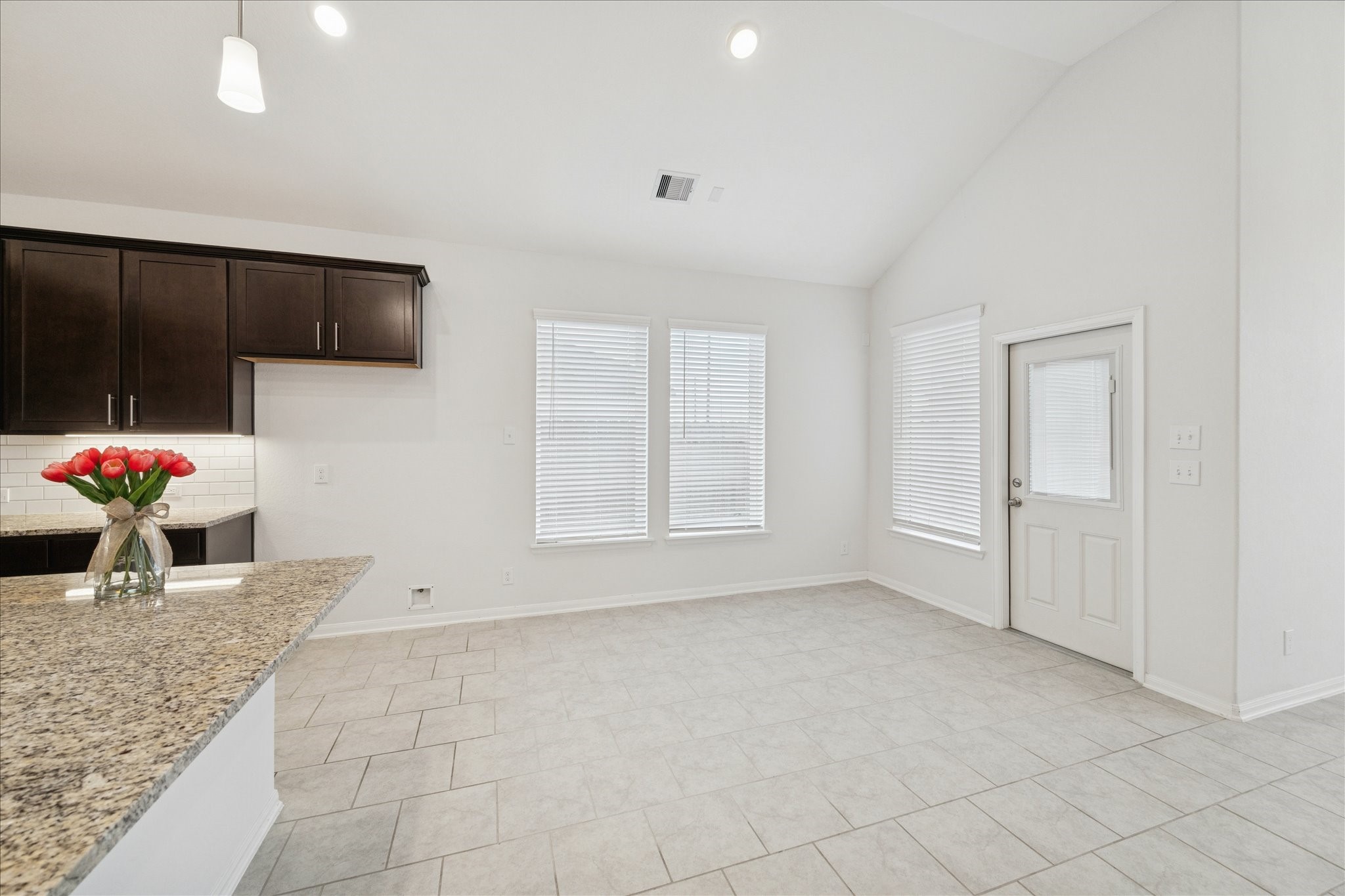 8818 Ruddy Duck Court Baytown, TX 77521 - Photo 38 of 38 Ideal Open floor plan for getting together.