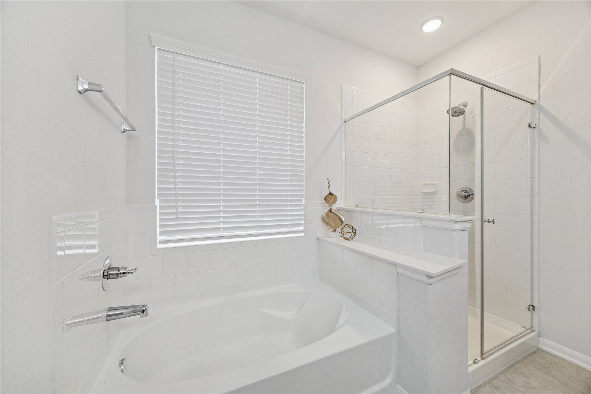 8818 Ruddy Duck Court Baytown, TX 77521 - Photo 22 of 38 Your perfect space to relax is right here.