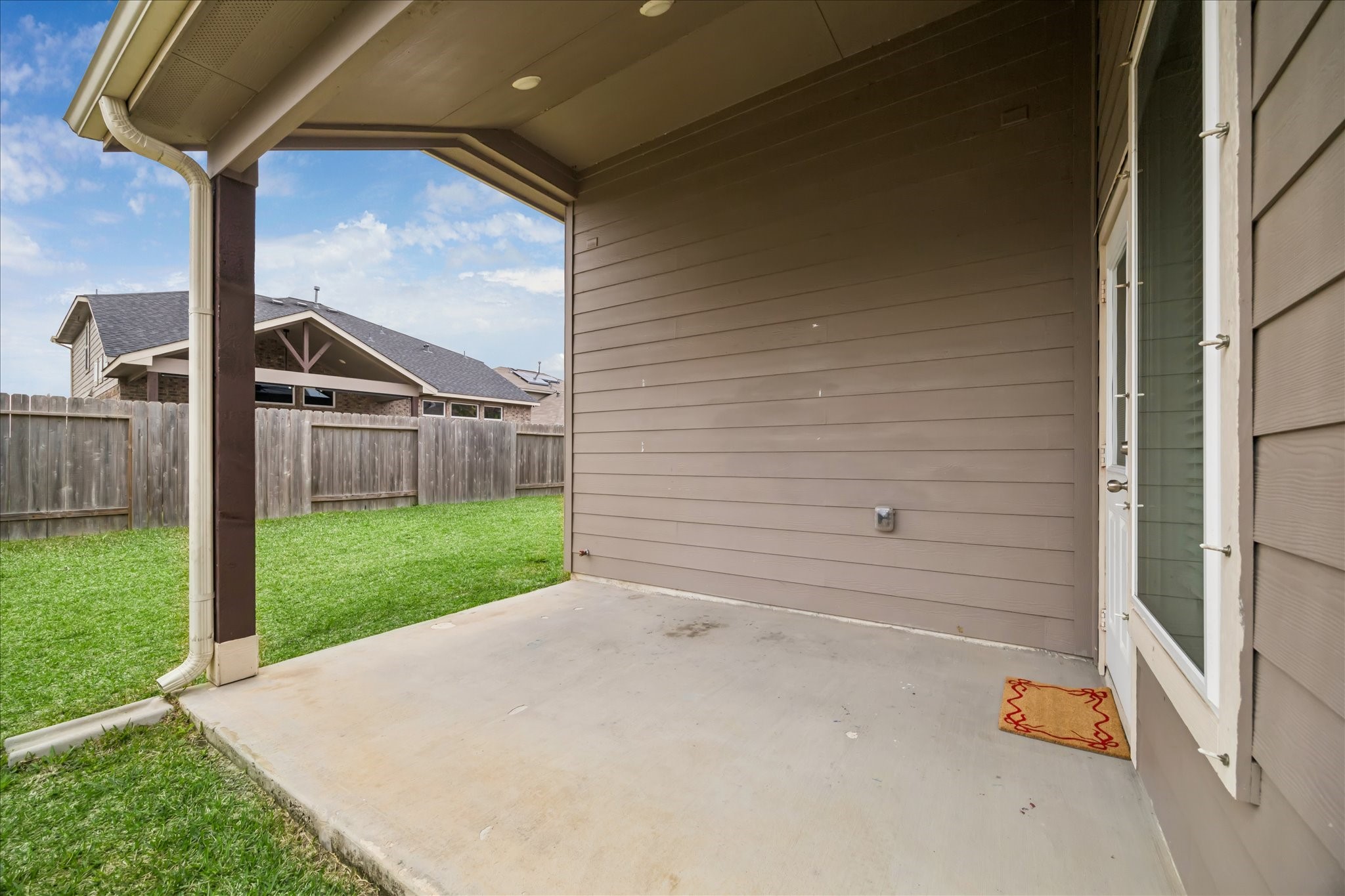 8818 Ruddy Duck Court Baytown, TX 77521 - Photo 34 of 38 Featuring an upgraded gas line on the covered patio, perfect for enjoyable grilling time!