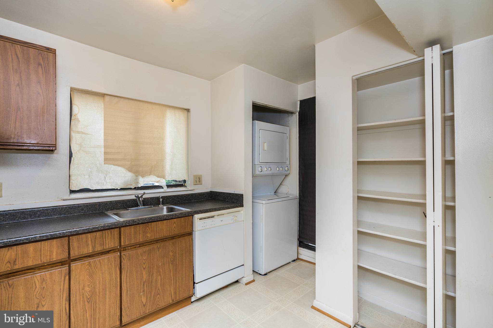 15702 Dorset Road, Unit 101 Laurel, MD 20707 - Photo 13 of 34 Gallery Image 13