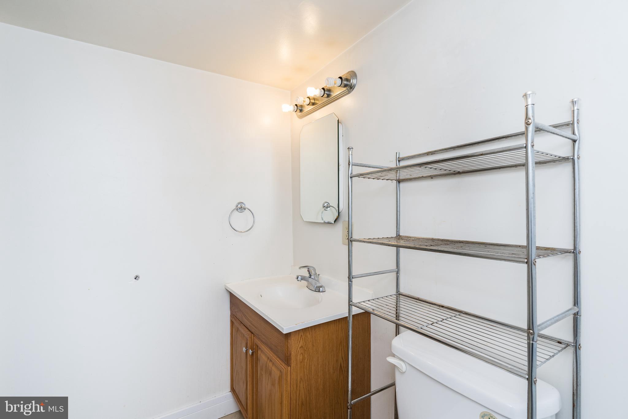 15702 Dorset Road, Unit 101 Laurel, MD 20707 - Photo 26 of 34 Gallery Image 26