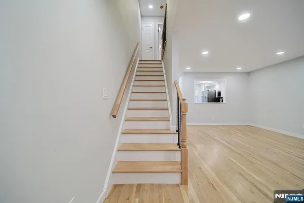 $3,600 | 196 Madison Avenue, Unit 15, Cresskill, NJ 07626