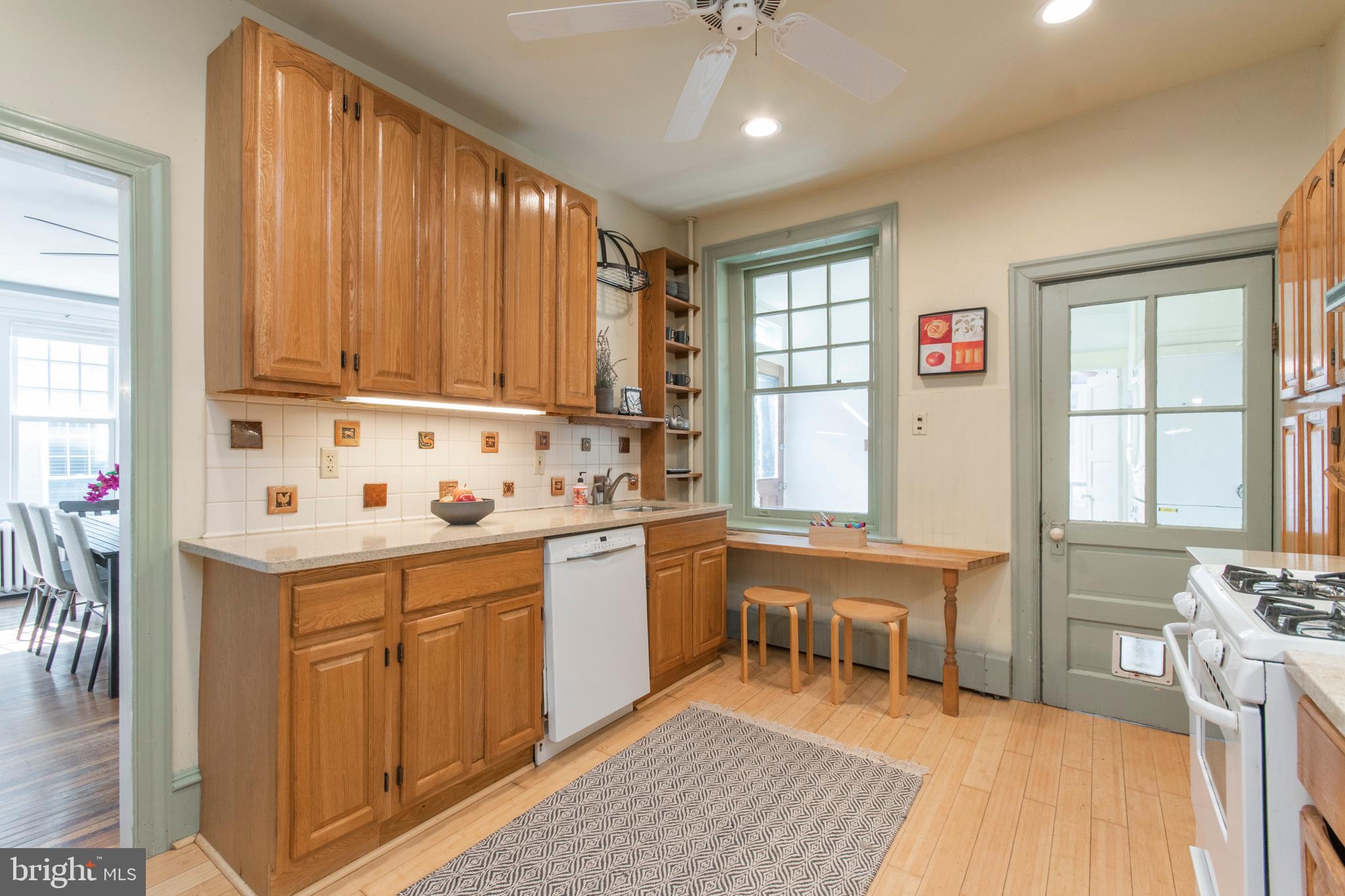 7130 Cresheim Road Philadelphia, PA 19119 - Photo 8 of 22 Kitchen