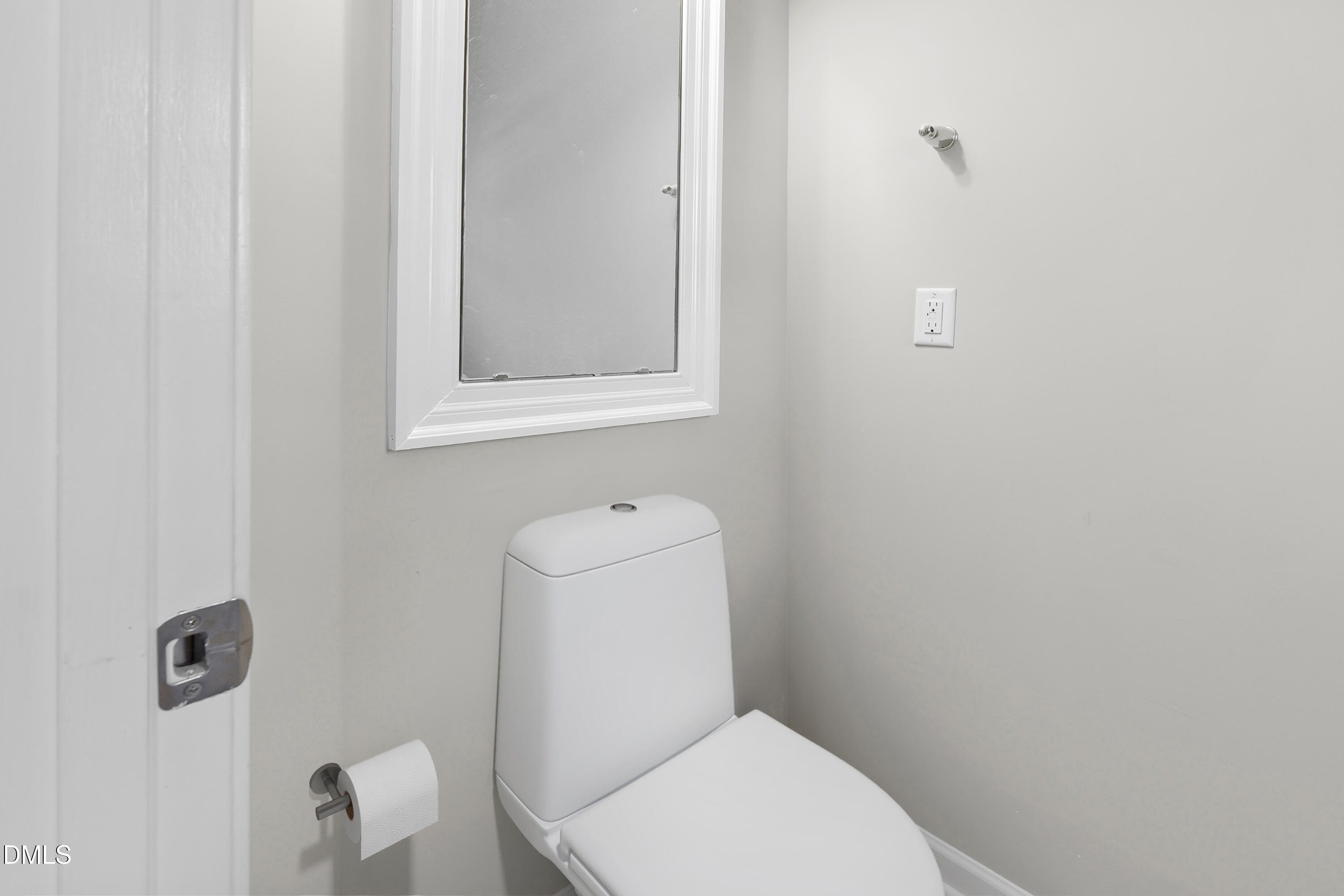 505 Hunters Ridge Drive Fuquay-Varina, NC 27526 - Photo 20 of 65 505_hunters_ridge_bathC_1