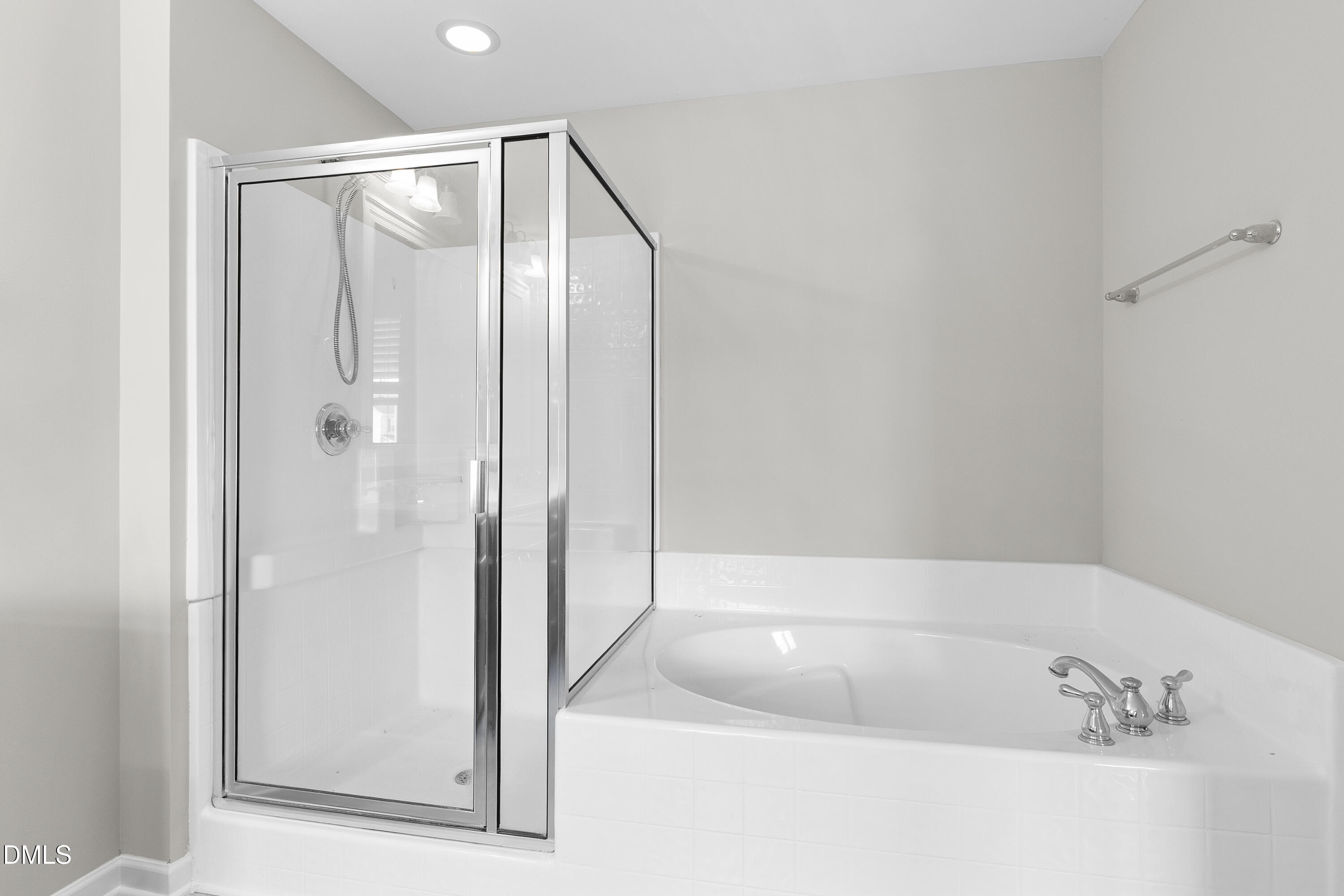 505 Hunters Ridge Drive Fuquay-Varina, NC 27526 - Photo 35 of 65 505_hunters_ridge_bathA_2