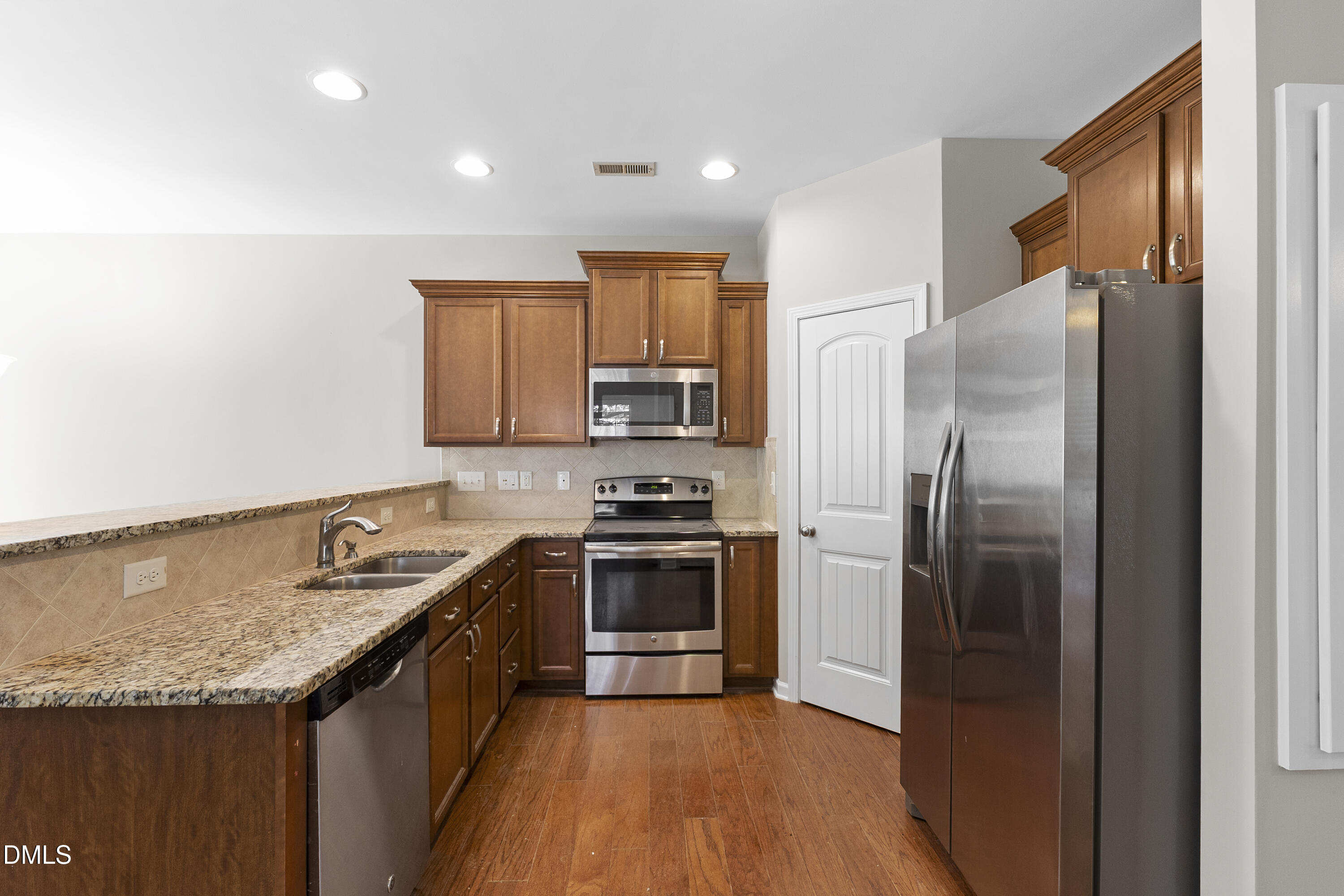 505 Hunters Ridge Drive Fuquay-Varina, NC 27526 - Photo 57 of 65 505_hunters_ridge_kitchen_2