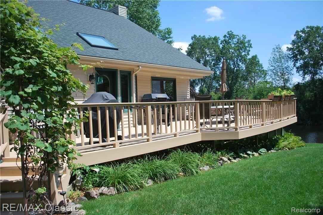 2280 Ford Road White Lake, MI 48383 - Photo 10 of 82 014.JPG