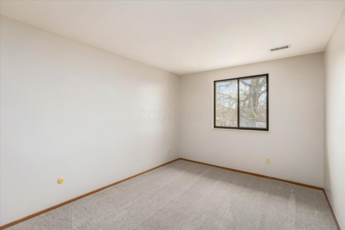4141 Karl Road, Unit 310 Columbus, OH 43224 - Photo 16 of 25 Second Bedroom