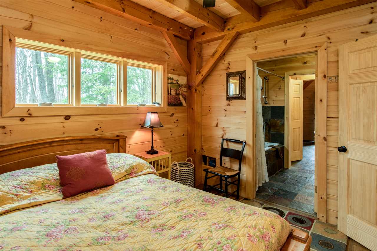 2528 Hollow Road North Ferrisburgh, VT 05473 - Photo 15 of 29 Gallery Image 15