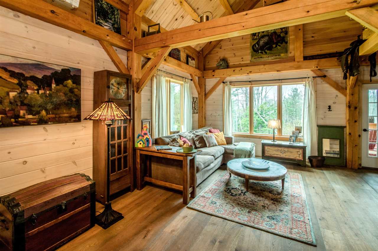 2528 Hollow Road North Ferrisburgh, VT 05473 - Photo 4 of 29 Gallery Image 4