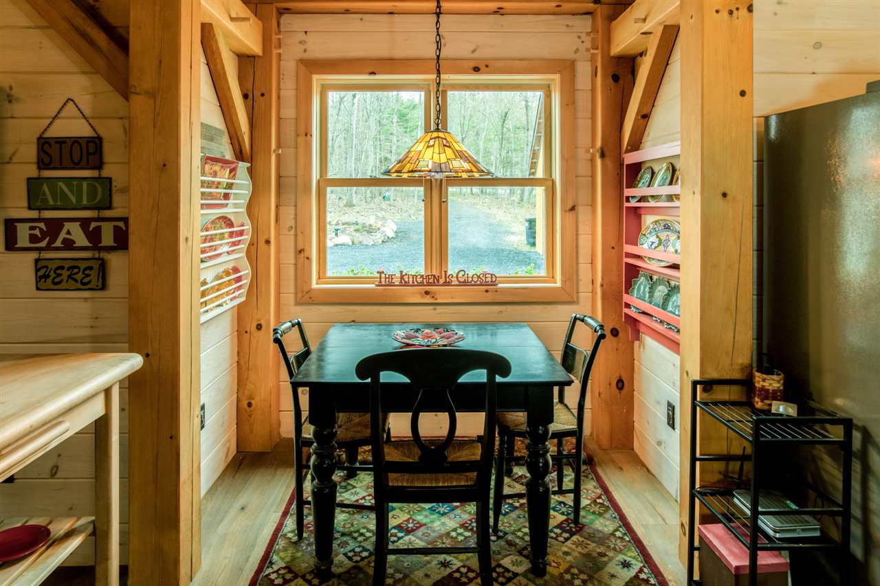 2528 Hollow Road North Ferrisburgh, VT 05473 - Photo 10 of 29 Gallery Image 10