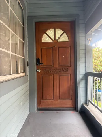 $3,975 | 2248 Del Mar Road, Unit 7, Montrose, CA 91020