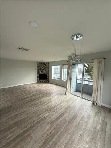 $3,975 | 2248 Del Mar Road, Unit 7, Montrose, CA 91020