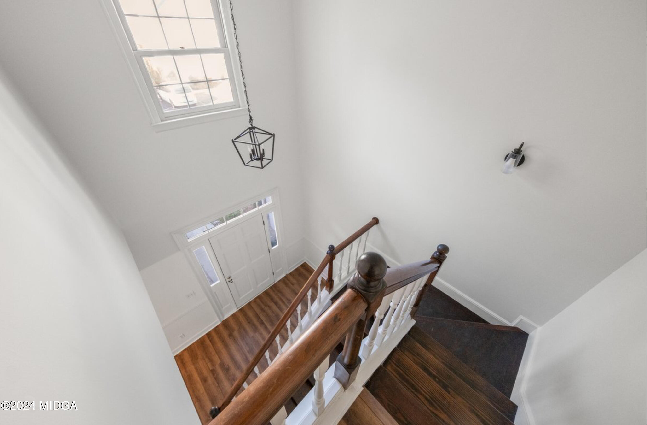 154 Lokchapee Landing Macon, GA 31210 - Photo 23 of 29 a view of an empty room with windows