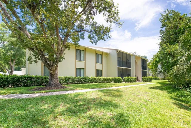 $2,000 | 3114 Lake Pine Way, Unit H2, Tarpon Springs, FL 34688