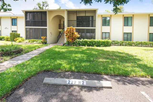 $2,000 | 3114 Lake Pine Way, Unit H2, Tarpon Springs, FL 34688