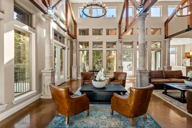 $1,135 | 12205 North Lamar Boulevard, Unit 725, Austin, TX 78753