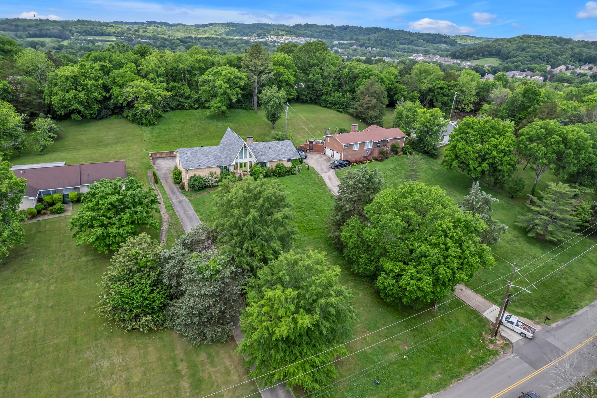 4219 West Hamilton Road Nashville, TN 37218 - Photo 3 of 25 Gallery Image 3
