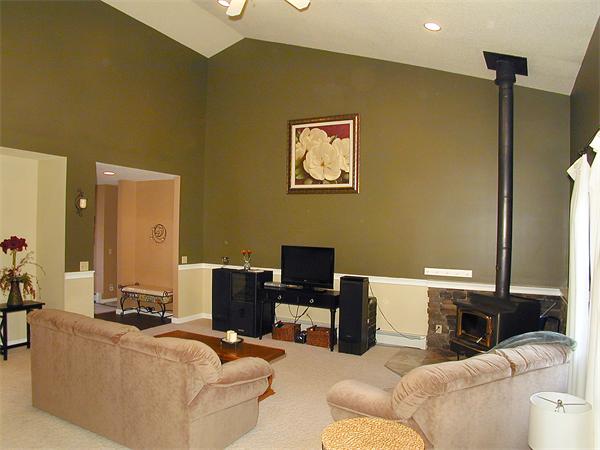 1406 Main Road Granville, MA 01034 - Photo 4 of 30 Gallery Image 4