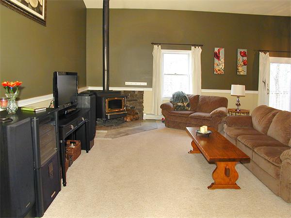 1406 Main Road Granville, MA 01034 - Photo 5 of 30 Gallery Image 5