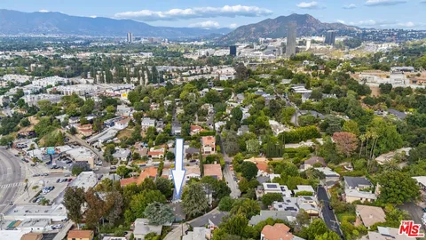 $1,899,000 | 11325 Sunshine Terrace, Studio City, CA 91604