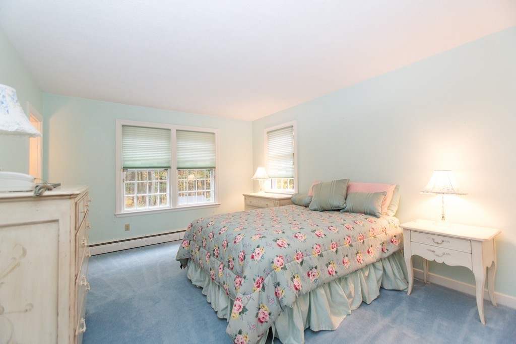 24 Beech Road Weston, MA 02493 - Photo 18 of 23 Gallery Image 18
