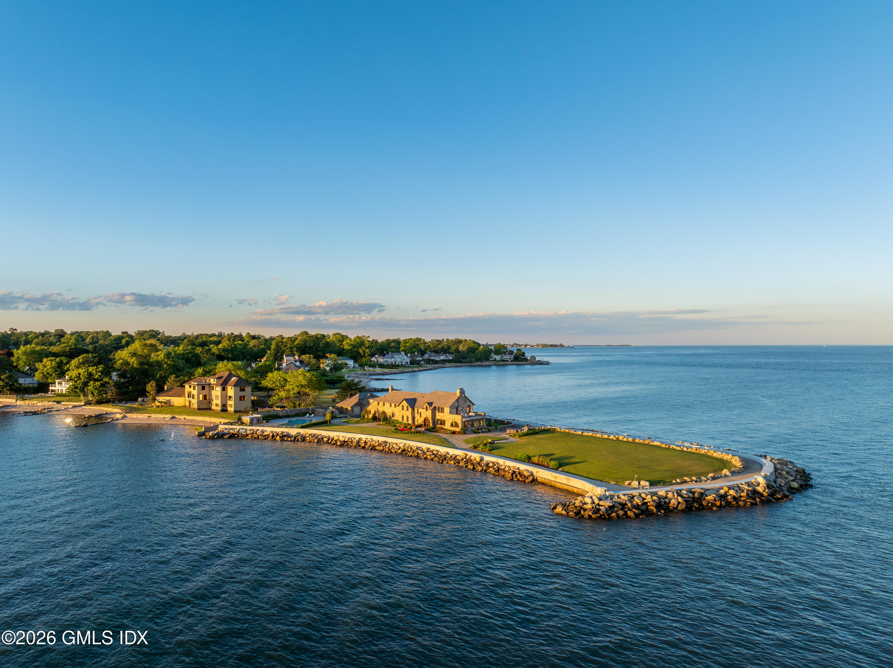123 Saddle Rock Road Stamford, CT 06902 - Photo 47 of 48 AERIAL
