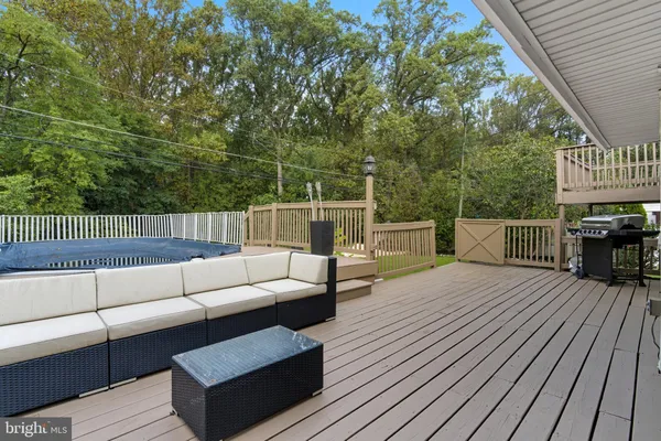 $539,900 | 1028 Norvelt Drive, Philadelphia, PA 19115
