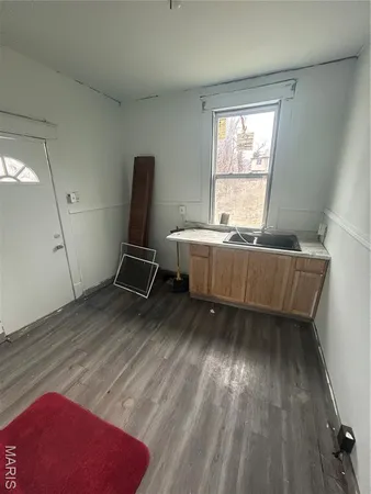 $69,900 | 6239 Lorraine Avenue, St. Louis, MO 63121