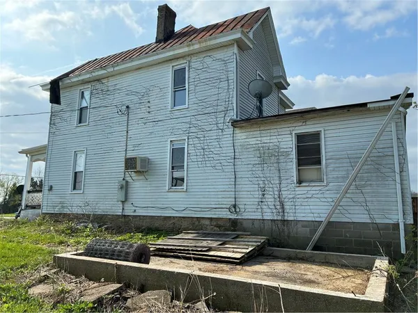 $49,900 | 29 Buffalo Road North, Washington, PA 15301