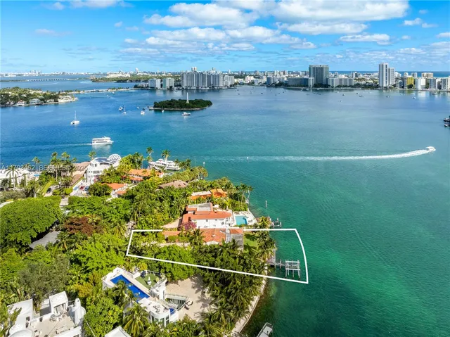 $24,000,000 | 6 South Hibiscus Drive, Miami Beach, FL 33139
