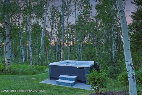 $2,295,000 | 2284 Apsaroke Trail, Tetonia, ID 83452