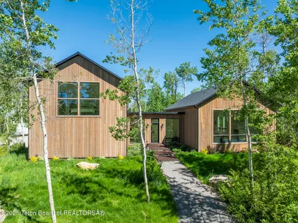 $2,295,000 | 2284 Apsaroke Trail, Tetonia, ID 83452