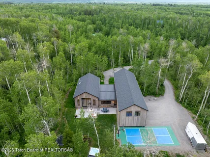 $2,295,000 | 2284 Apsaroke Trail, Tetonia, ID 83452