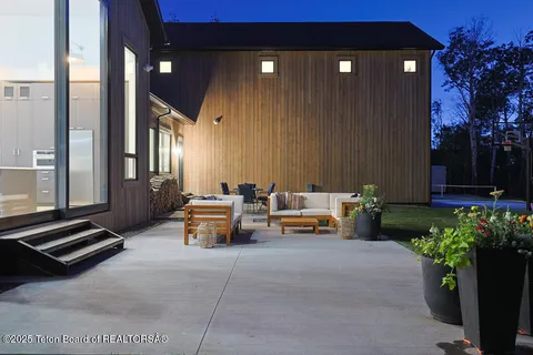 $2,295,000 | 2284 Apsaroke Trail, Tetonia, ID 83452