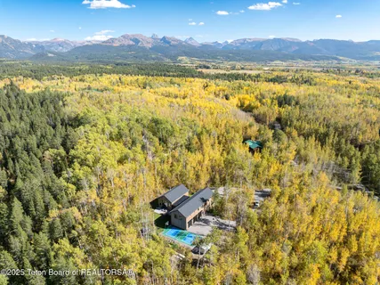 $2,295,000 | 2284 Apsaroke Trail, Tetonia, ID 83452