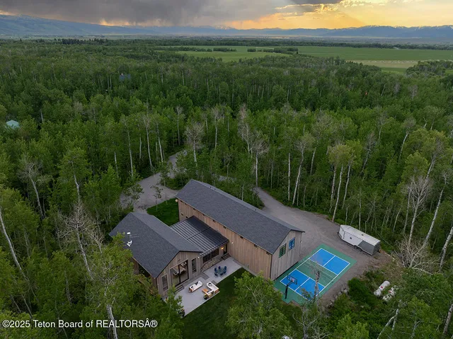 $2,295,000 | 2284 Apsaroke Trail, Tetonia, ID 83452